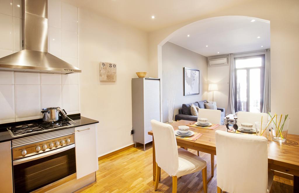 Apartments Barcelona & Home Deco Viladomat Ngoại thất bức ảnh
