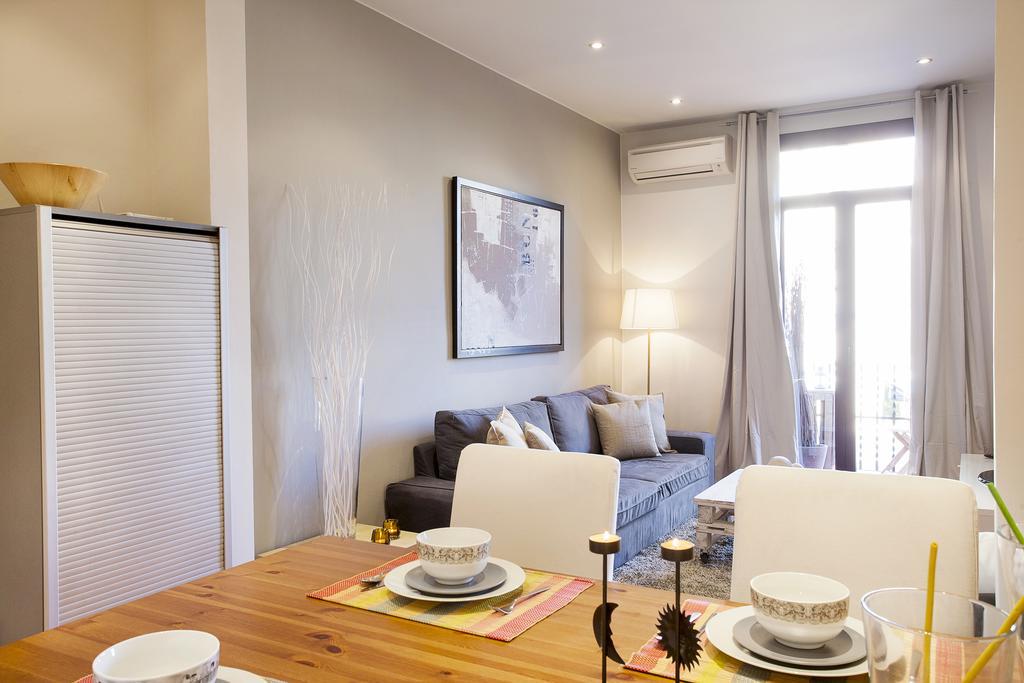Apartments Barcelona & Home Deco Viladomat Ngoại thất bức ảnh