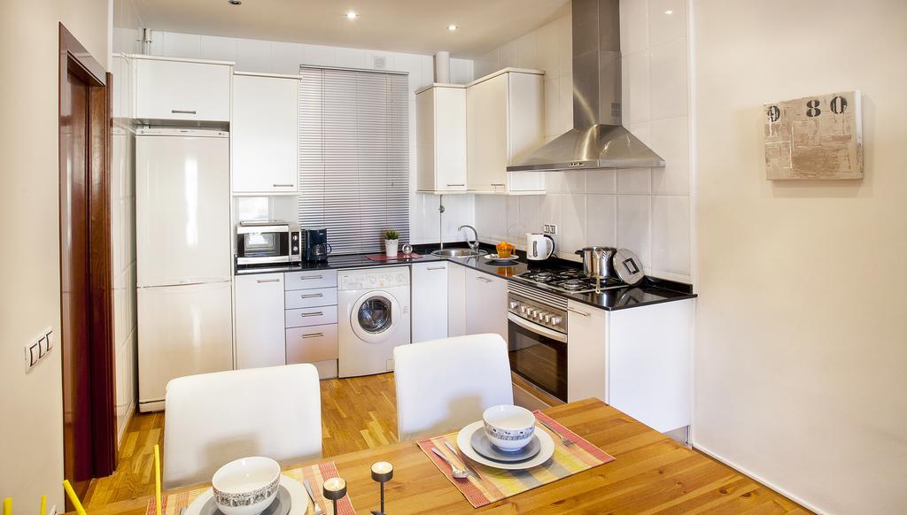 Apartments Barcelona & Home Deco Viladomat Ngoại thất bức ảnh