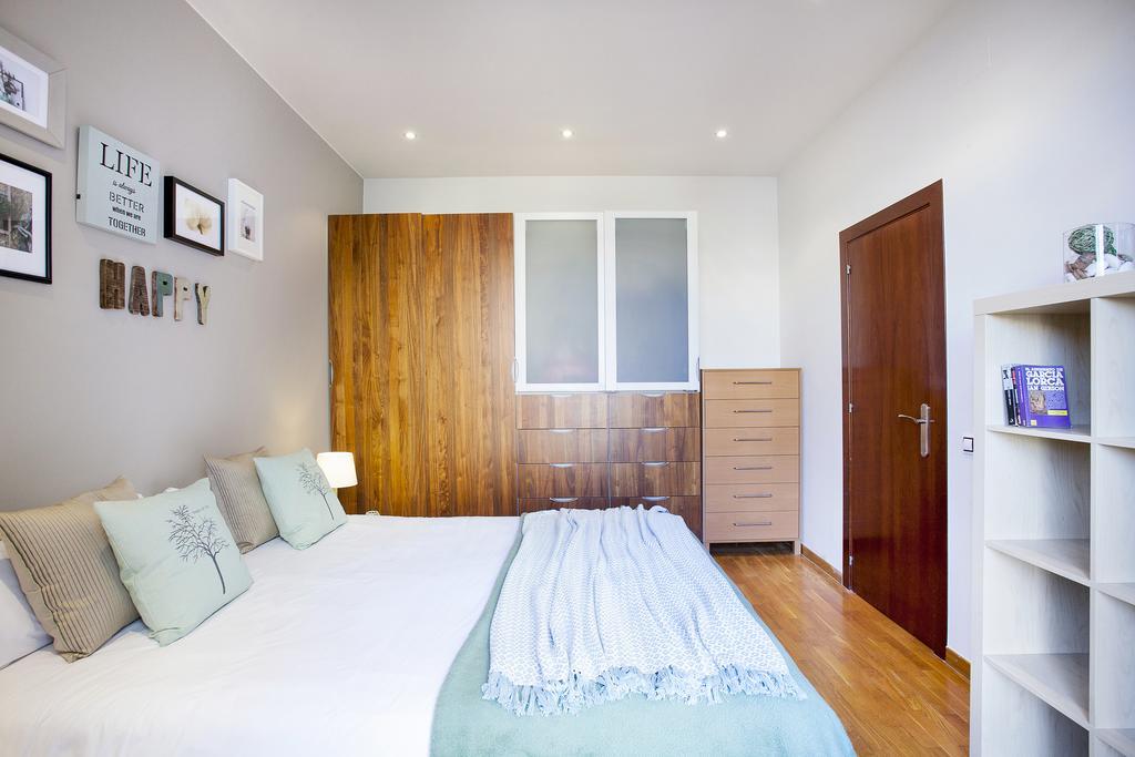 Apartments Barcelona & Home Deco Viladomat Ngoại thất bức ảnh
